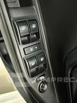 Strada Freedom 1.3 Flex 8V CD