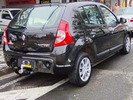 SANDERO - 1.6 EXPRESSION 8V 4P MANUAL