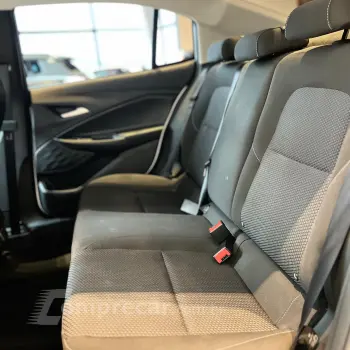 ONIX 1.0 Turbo Plus LTZ