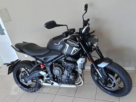 Triumph Trident