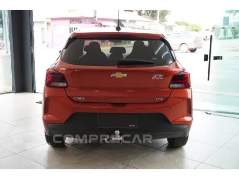 ONIX 1.0 TURBO FLEX LTZ AUTOMÁTICO