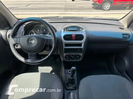 CORSA SEDAN - 1.4 MPFI PREMIUM SEDAN 8V 4P MANUAL
