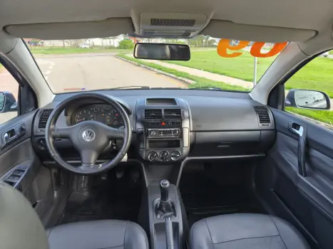 POLO SEDAN 1.6 MI 8V FLEX 4P MANUAL