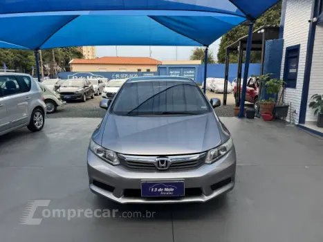 CIVIC - 1.8 LXS 16V 4P AUTOMÁTICO