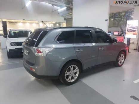 OUTLANDER 3.0 GT 4X4 V6 24V