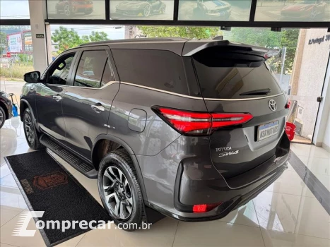 HILUX SW4 2.8 D-4d Turbo Diamond 7L