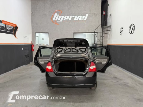 FIESTA 1.6 SE Sedan 16V