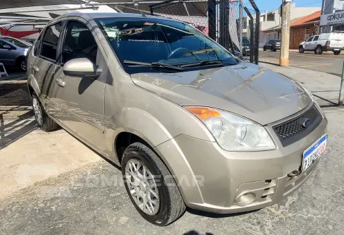 FIESTA 1.6 MPI Class Sedan 8V