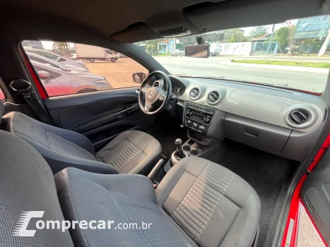 SAVEIRO 1.6 Cross CD 16V