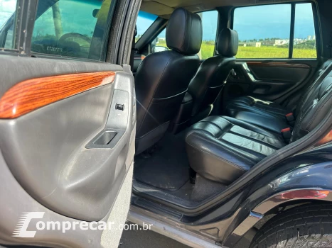 GRAND CHEROKEE 4.7 Limited Quadra Drive 4X4 V8 16V