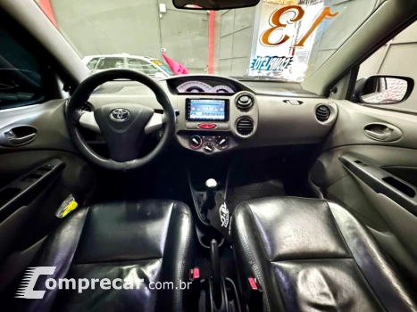 ETIOS 1.5 XLS Sedan 16V