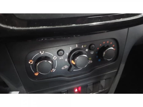 LOGAN - 1.0 12V SCE ZEN MANUAL