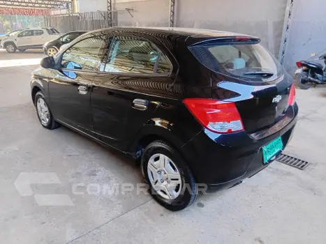 Chevrolet Onix LS