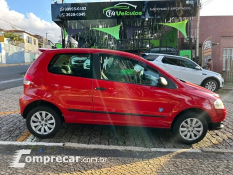 Volkswagen Fox Route 1.0 Mi Total Flex 8V 3p 2 portas