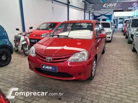 Toyota Etios Sedan 1.5 16V 4P FLEX XS 4 portas