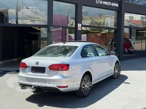 JETTA 2.0 TSI Highline 211cv