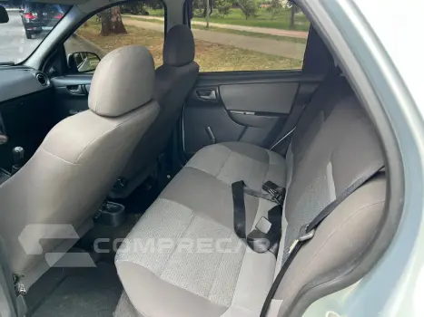 CELTA 1.0 MPFI LT 8V