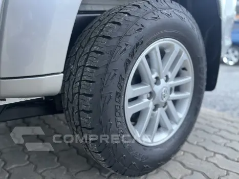 HILUX SW4 3.0 SRV 4X4 7 LUGARES 16V TURBO INTERCOOLER DIESEL