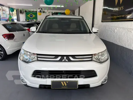 OUTLANDER 3.0 GT 4X4 V6 24V Nova