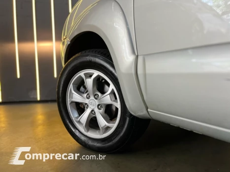 TUCSON 2.0 MPFI GLS 4X2 16V 143cv 2WD
