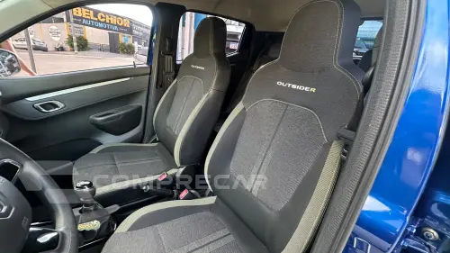 KWID 1.0 12V SCE Outsider