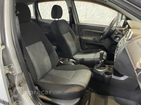 FIESTA HATCH - 1.6 ROCAM HATCH 8V 4P MANUAL