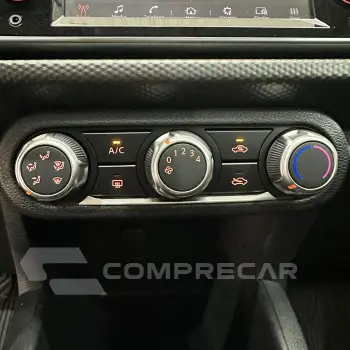 KICKS Active 1.6 16V Flex Aut.