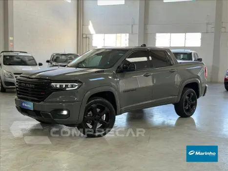 RAM RAMPAGE 2.0 HURRICANE 4 TURBO GASOLINA R/T 4X4 AU 4 portas