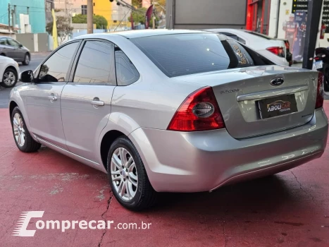 Focus Sedan 2.0 16V/2.0 16V Flex 4p Aut.