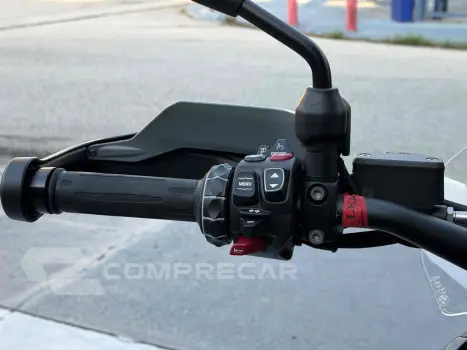 R 1300 GS TRIPLE BLACK