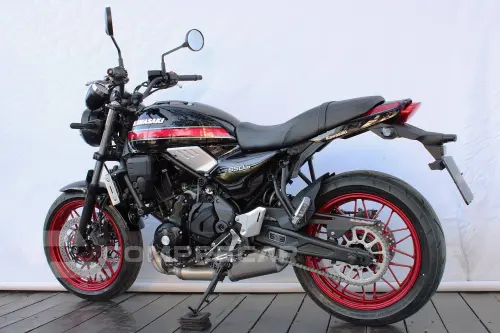 KAWASAKI Z650 ABS RS