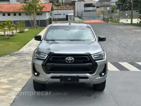 HILUX 2.8 D-4D TURBO DIESEL CD SRX 4X4 AUTOMÁTICO
