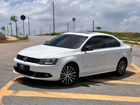 Jetta 2.0 Comfortline Tiptronic (Flex)