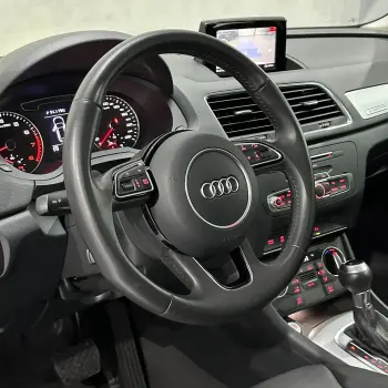 Q3 2.0 TFSI Quat. 211/220cv S-tronic 5p