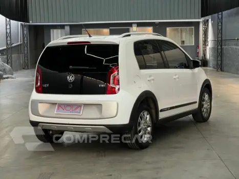 CROSS UP - 1.0 TSI 12V 4P MANUAL