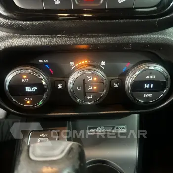 Toro Ultra 2.0 16V 4x4 TB Diesel Aut.