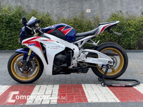 CBR 1000 RR FIREBLADE