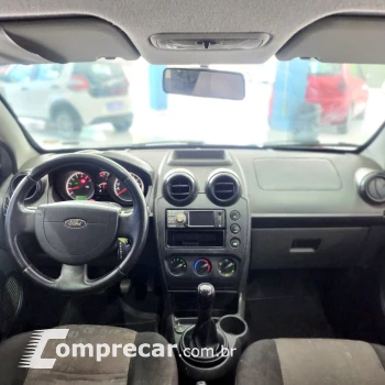 FIESTA 1.0 MPI Hatch 8V
