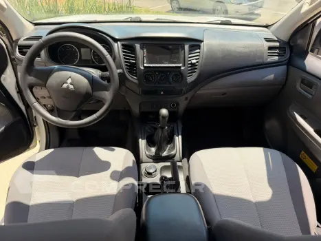 L200 TRITON 2.4 16V TURBO DIESEL GL CD 4X4 MANUAL