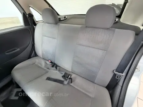 CORSA 1.0 MPFI Maxx Sedan 8V