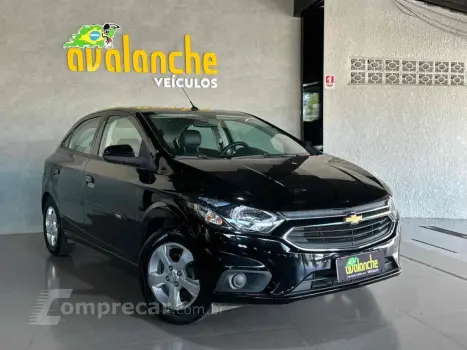 CHEVROLET ONIX 1.4 MPFI LT 8V FLEX 4P MANUAL 4 portas