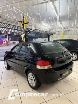 Palio ELX 1.0 Fire/30 Anos F. Flex 8V 4p