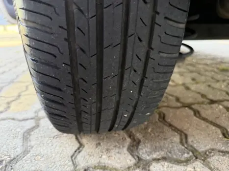 C3 - 1.4 I EXCLUSIVE 8V 4P MANUAL