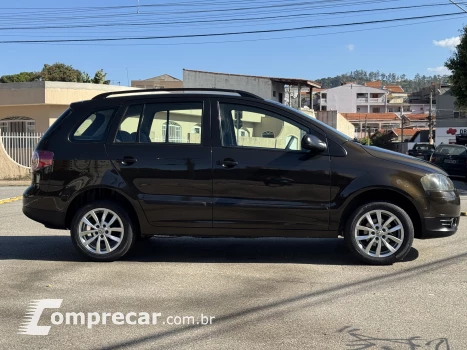 SPACEFOX 1.6 MI Trend 8V