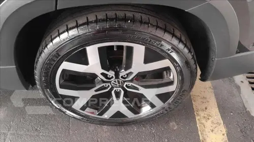 TAOS 1.4 250 TSI TOTAL FLEX HIGHLINE AUTOMÁTICO