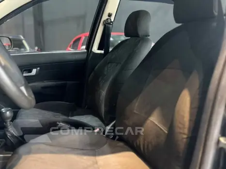 SIENA - 1.0 MPI EL CELEBRATION 8V 4P MANUAL
