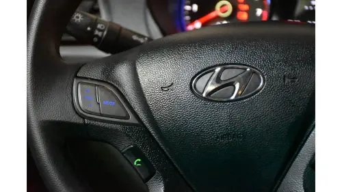 HB20S - 1.0 COMFORT PLUS 12V 4P MANUAL