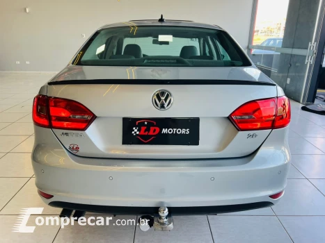 JETTA 2.0 COMFORTLINE 120CV FLEX 4P TIPTRONIC