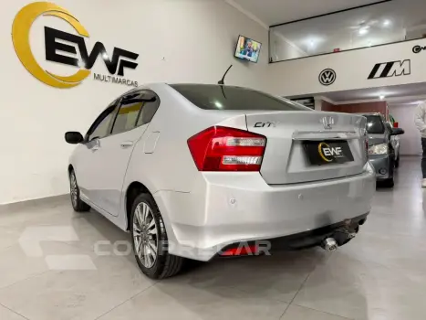 CITY Sedan EX 1.5 Flex 16V 4p Aut.