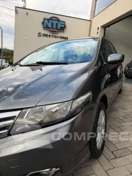 CITY Sedan LX 1.5 Flex 16V 4p Aut.